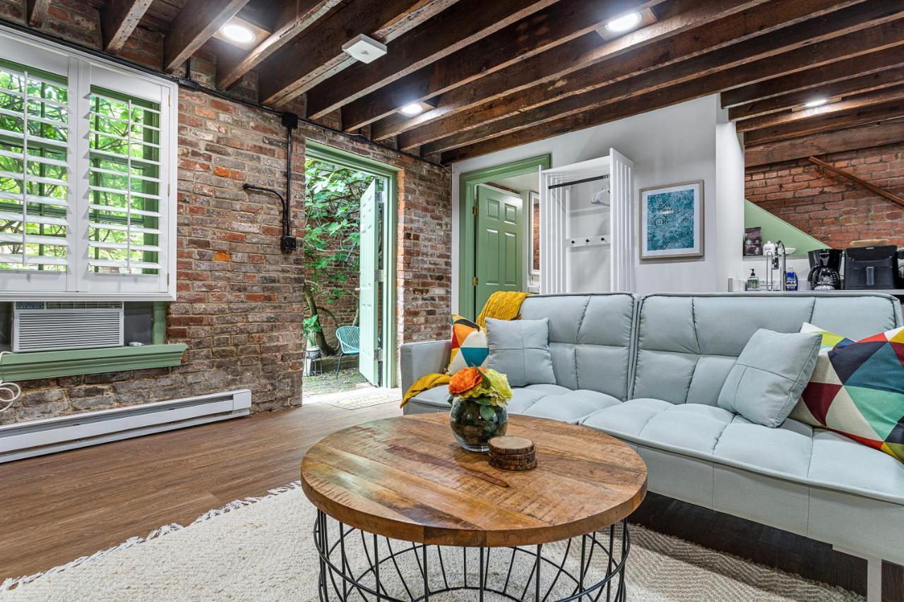 Private Loft Carriage House Walk Score 95 Alexandria Luaran gambar
