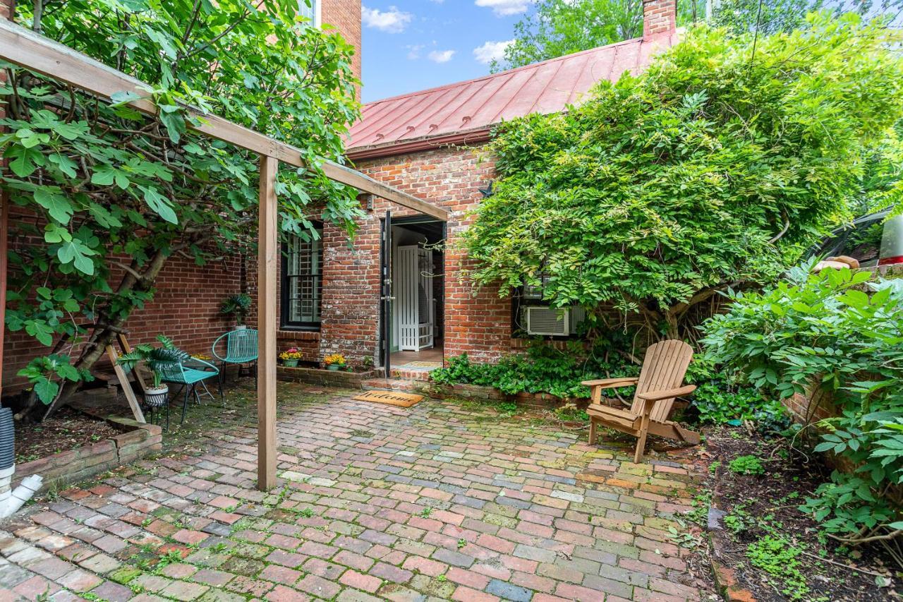 Private Loft Carriage House Walk Score 95 Alexandria Luaran gambar