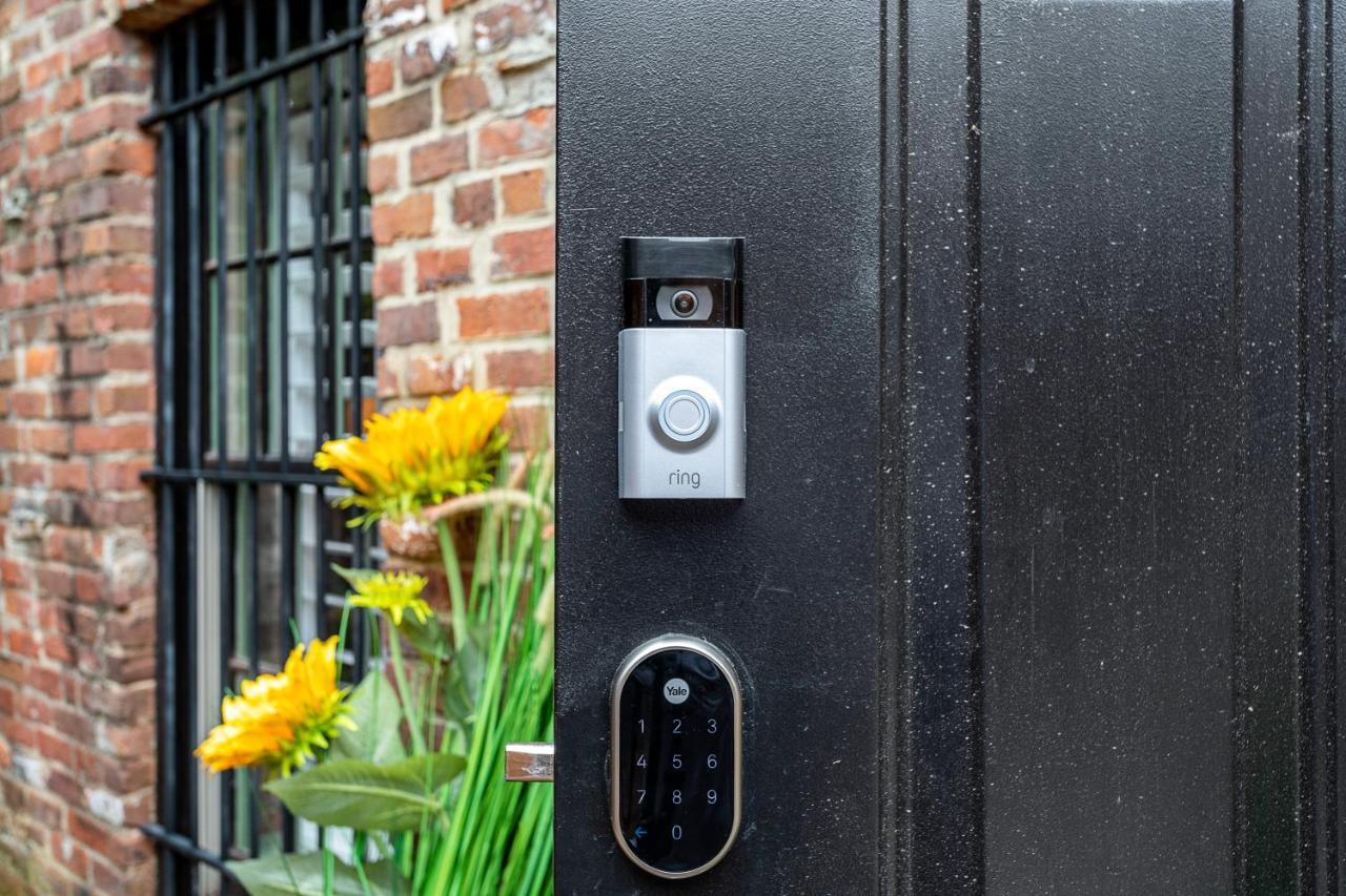 Private Loft Carriage House Walk Score 95 Alexandria Luaran gambar