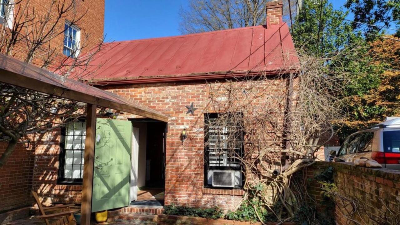 Private Loft Carriage House Walk Score 95 Alexandria Luaran gambar